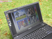 Ansicht seitlich,  leicht Bewölkt, Sonne