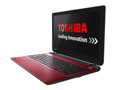 Die neuen Toshiba-Notebooks wie das Satellite L50-B gibt es unter anderem in Lila und Rot (Bild: Toshiba)