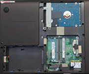 Das geöffnete Wartungsfach.