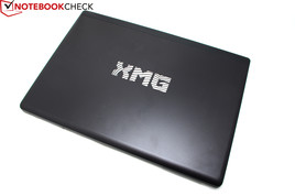 Das Gehäuse ist schlicht und gut verarbeitet.