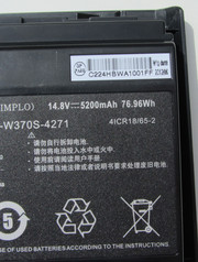 ...und besitzt eine große Kapazität von knapp 77 Wh.