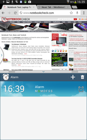 TouchWiz erlaubt auch das Ausführen von zwei Anwendungen im Split-Screen-Modus.