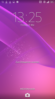 Beim Entsperren gibt es einen schicken Glitzereffekt.