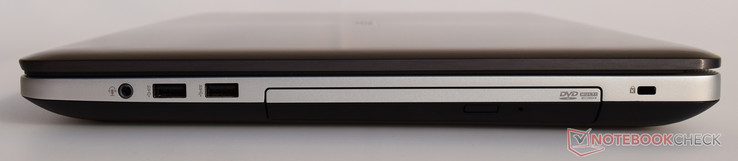 rechts: Audiokombiport, 2x USB 3.0, DVD-RW-Laufwerk, Kensington Lock