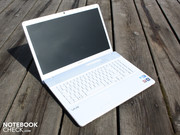 Base Unit und Deckel sind für ihren Formfaktor ansprechend stabil.