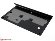 ...und schon lässt sich die Rückseite abziehen.