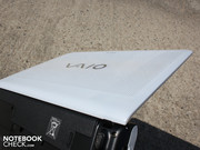 Seine Fläche ist relativ fest. Starker Druck erzeugt frontseitig keine Druckstellen.