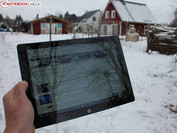 Trotz 353 cd/m² im Akkubetrieb - ...