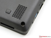 Die Lautsprecher sitzen auf der Unterseite und beschallen die Tischplatte.