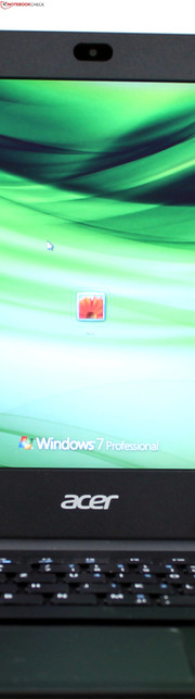 Selten: Windows 8.1 Pro 64bit und Windows 7 Professional 64bit sind dabei.