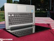 ASUS Transformer Book TX300CA + KeyboardDock; Zur Verfügung gestellt von: