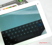 Die virtuelle Tastatur reagiert präzise und prompt.