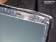 Im Auslieferungszustand müssen die glänzenden Flächen geschützt sein.