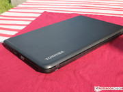 Das Satellite C50D-A-10E ist ein in allen Belangen einfach gestricktes Notebook.