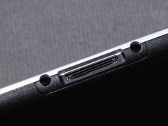 IFA 2010: Toshiba Folio 100 – Docking Port