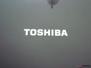 Toshiba versucht mit dem NB-100 auch seinen Anteil am Netbookmarkt zu sichern,...