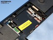 ein Platzhalter für einen Mini PCI-Express Slot (kein Steckplatz aufgelötet!)