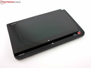 Sonys Vaio Tap 11 ist 11,6 Zoll groß. Hier sehen sie den Vergleich: Das Vaio liegt oben.