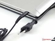 Das ist mehr als ausreichend, unter höchster Last braucht das W30Dt gerade 19 Watt.