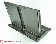 Die Schiebe-Konstruktion: Mittig zieht ein kleiner Kunststoffschlitten...