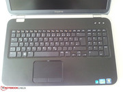 Touchpad und Keyboard im Chiclet Design, ...