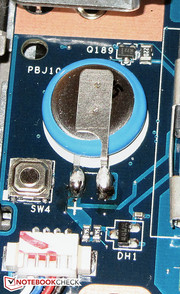 Die BIOS-Batterie ist fest verlötet.