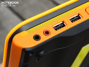 Bei den Anschlüssen schaut es eher spartanisch aus. USB 3.0 (1x) ist zwar dabei,