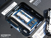Der DDR3-RAM (2 x 2.048 MB) sitzt auf zwei Sockeln und ist einfach zugänglich.