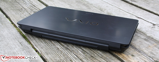 Sony Vaio VPC-F22S1E/B: Erstklassiges VAIO Display Premium mit sehr gutem Kontrast.