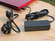 Das 40-Watt-Netzteil reicht locker, ...