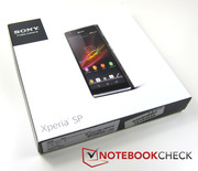 Die Verpackung enthält neben dem Smartphone auch ...