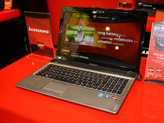 IFA 2010: Lenovo Z565,