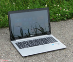 Das Asus Vivobook S500CA-CJ005H.