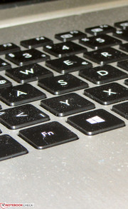 Die Tasten besitzen einen kurzen Hub.