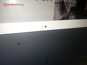 Natürlich gibt es auch eine Webcam für Videotelefonie.