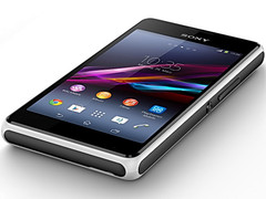 Sony: Lautstarkes 4-Zoll-Smartphone Xperia E1 ab 140 Euro