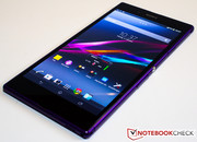 Der LCD ist äußerst hell und kann auch unter freiem Himmel...