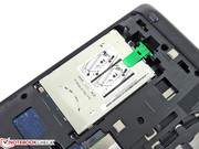 Die 1. Festplatte ist ebenfalls mit Schrauben gesichert.