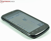 Auch bei direktem Lichteinfall bleibt das Display gut ablesbar - einer Luminanz von rund 363 Candela sei Dank.