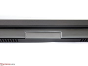 Der Displayverschluss ist massiv und gut bedienbar.