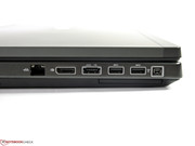 Die Schnittstellen liegen eng beieinander und blockieren sich mit angeschlossenen Geräten teils gegenseitig.