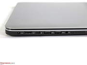 Die Schnittstellenausstattung ist im Vergleich zu sonstigen Ultrabooks fast schon üppig.