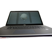 Das Display ist sehr blickwinkelstabil.