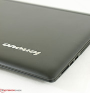 Der glatte und matte Deckel gleicht dem Vorgänger.