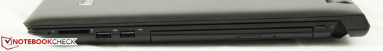 Rechte Seite: Lenovo OneKey Recovery, 2-in-1 Kartenleser, 2x USB 2.0, optisches Laufwerk, Power-Button