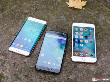 Von links: Galaxy S6 edge+, Moto X Style, iPhone 6s Plus