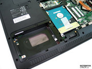 Acer ermöglicht auch den Einsatz zweier Harddisks, wobei die Top-Varianten des Gerätes bereits ab Werk mit insgesamt einem TB Speicher ausgeliefert werden.