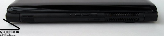 Rechte Seite: Blu-Ray Laufwerk, 3x USB 2.0, Kensington Lock