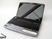 ...bietet das stark spiegelnde HD Panel balkenfreien Filmgenuss bei guter Displayhelligkeit.