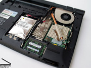 Die T8100 CPU mit 2.1 GHz und die Geforce 9500M GS bieten satte Multimediaperformance.